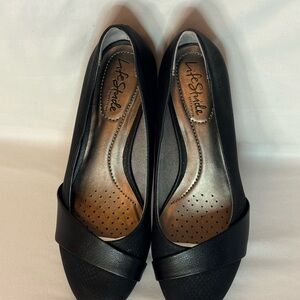 Life Stride Dylan Black Ballet Flats Size8 NEW w/o tags H1012